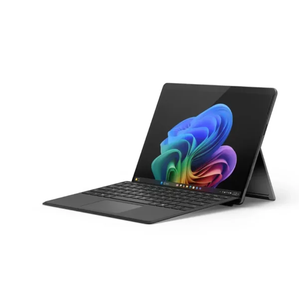 Surface Pro 11 Black, Snapdragon X Plus, 512GB SSD, 16GB DDR5, 13 Inch, Qualcomm Adreno, W11H + Keyboard - Image 3