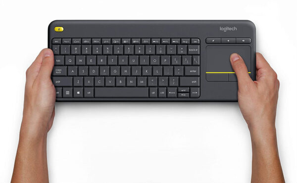 Logitech K400 Plus Wireless Keyboard with Touchpad – Arabic, Black - Image 4